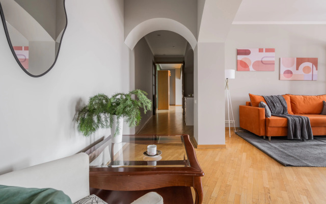 Апартаменты в видом на реку Фонтанку