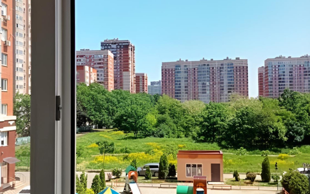 Prestizh near park Galitskogo Apartments