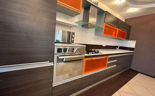 Na ulitse Lenina Flat