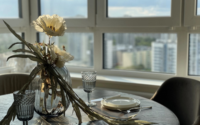 With a view on the 25th floor Flat