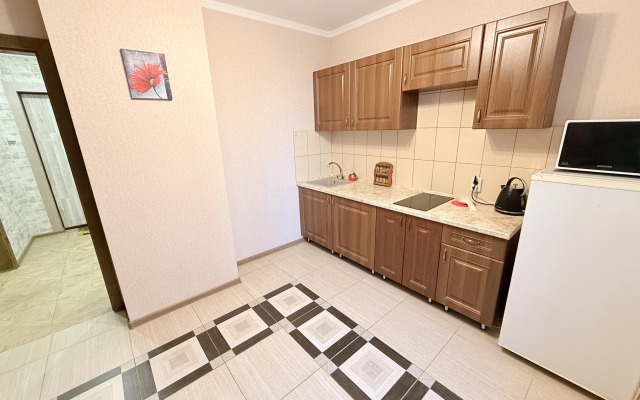 Квартира на Вячеслава Клыкова 80