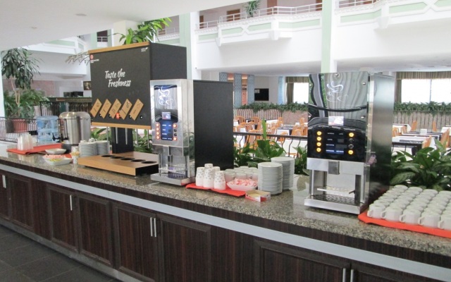 Sunshine Hotel
