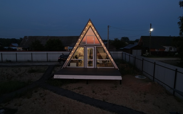 Частный дом Над Рекой с видом на Озеро