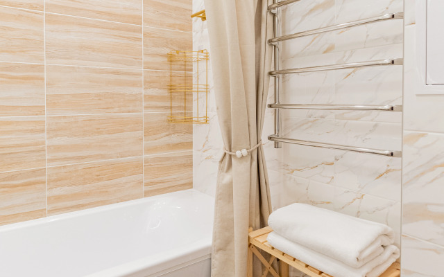 Апартаменты Стильная Евротрешка с Ретро-Проигрывателем