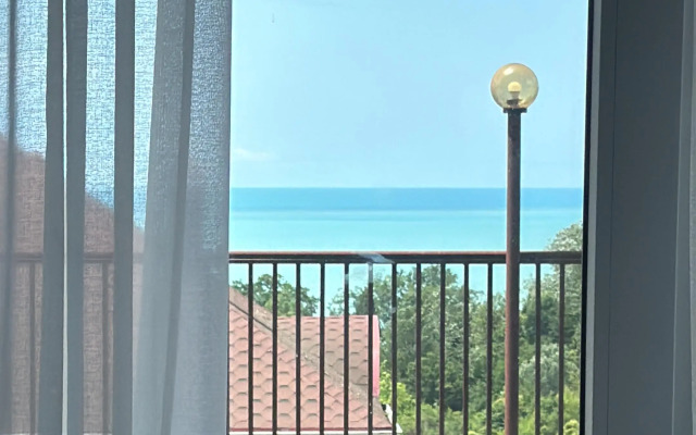 S Vidom Na More Ulitsa Sanatornaya Flat