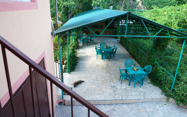 Ecoresort Lorret Guest House