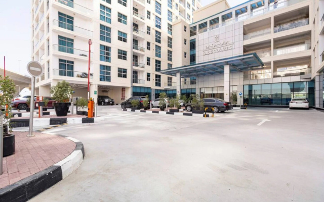 Marina View Studio | New | Balcony | Near Beach Flat