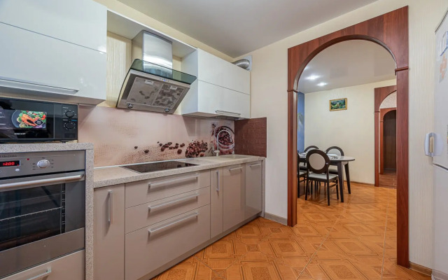 Квартира на Калинина 10