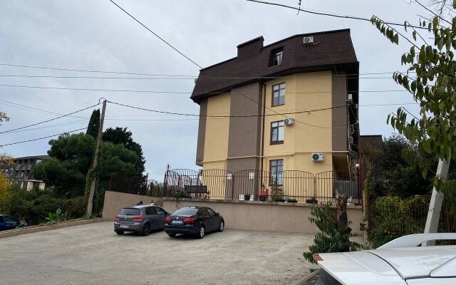 Na Bakinskoy Ot HomeHotelSochi Apartments