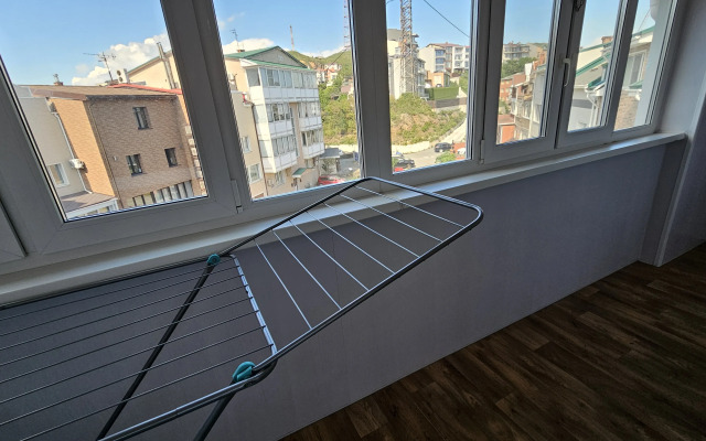 Flat Studiya Parus s Kukhney