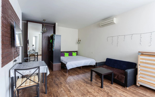 V Poselke Kommunarka Apartments