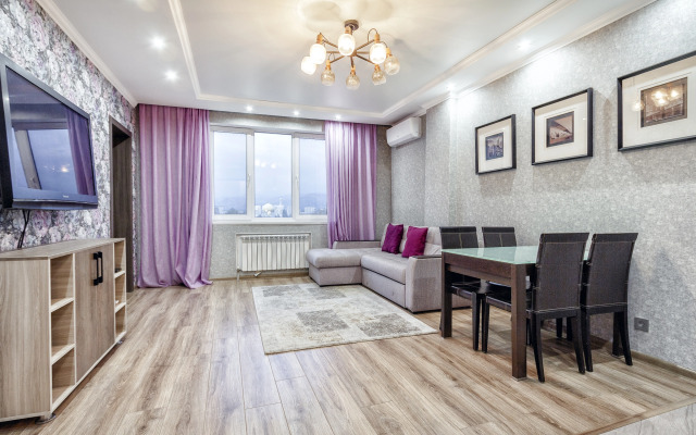 Апартаменты 42 Самый центр, вид на горы