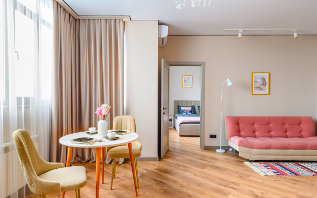 37 Samy Tsentr Idealno dlya Komandirovannogo i Turista Apartments