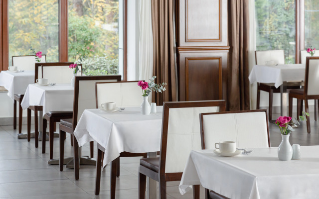 Chinar Health Hotel Naftalan Hotel