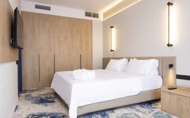 Cosmos Adler Hotel