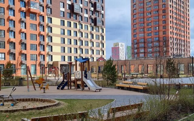 Na pereulke polimerniy Flat