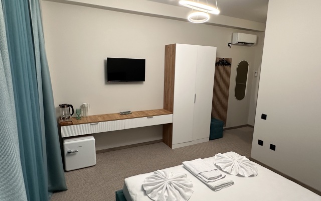 Hotel Amzara