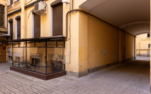 Na Nevskom Prospekte, 156 Apartments