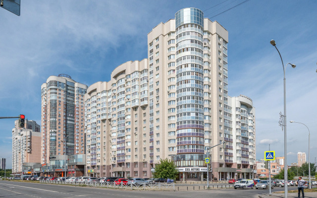 Квартира Просторная светлая трехкомнатная