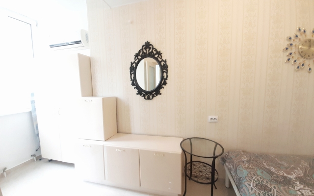 500m do Morya v Tsentre Sochi Flat