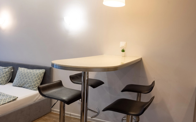 Na Tsska Studiya 7 Apartments