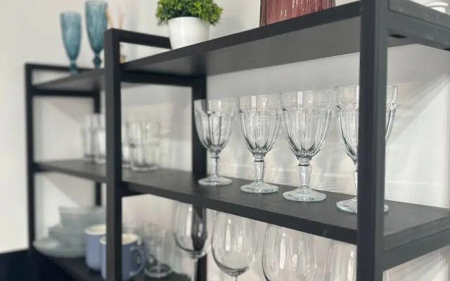 Апартаменты стильная студия у метро Большевиков