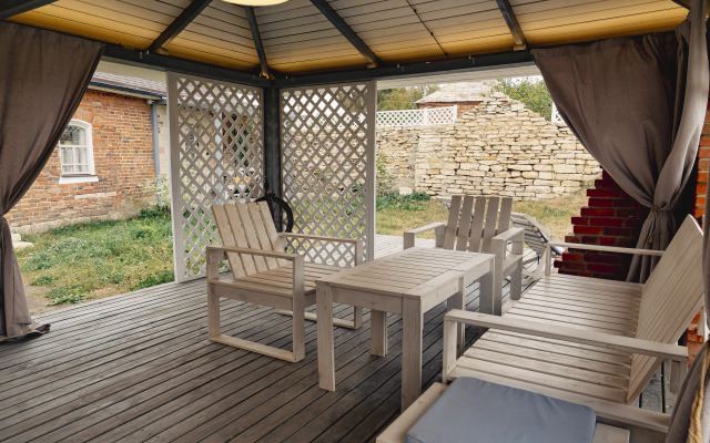 Na Ulitse Plant Guest House