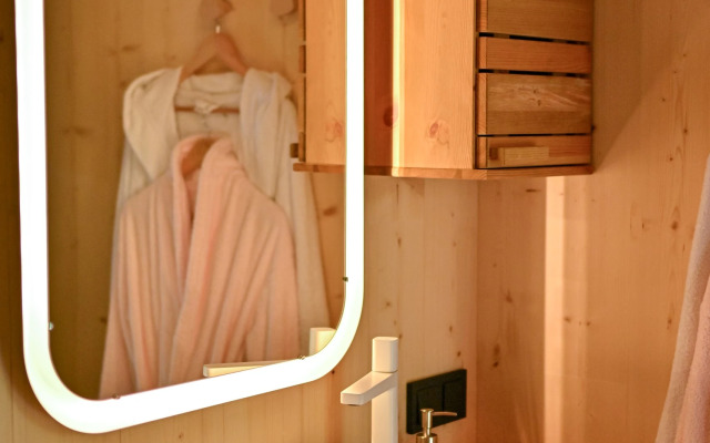 Частный дом ЗвенДзен CLT Room Рыбка Поньо