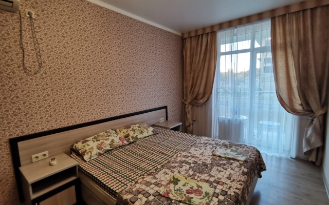 Romantika Guest House