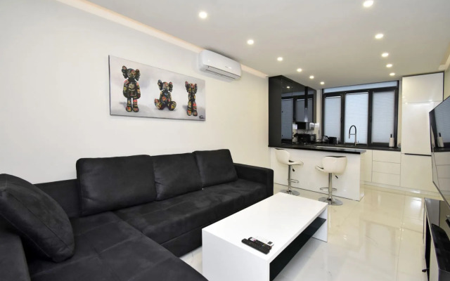 2-Komn. Kvartira Na Ul. Saryyana Flat