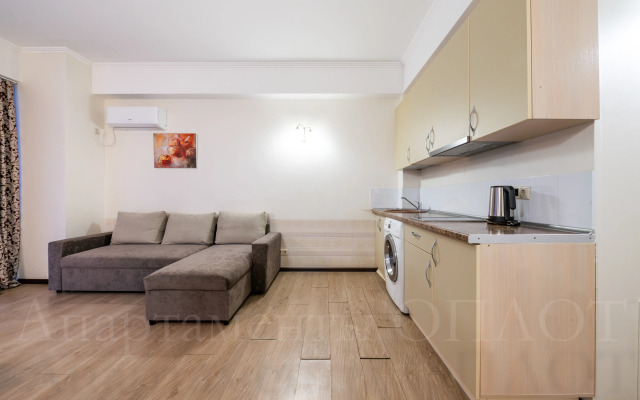 Oplot - S dvumya spal'nyami i vannoj 2 Apartments