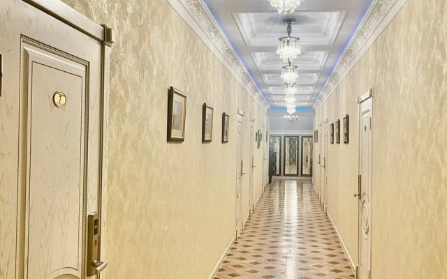 Отель Империя