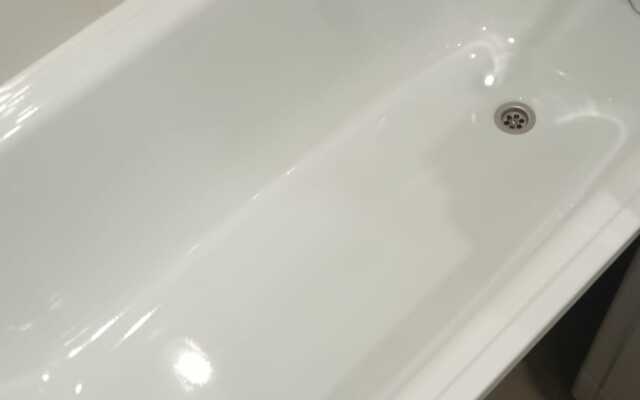 Апартаменты Двухкомнатная квартира с ремонтом рядом с озером