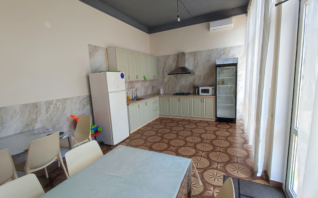 Edas Guest house