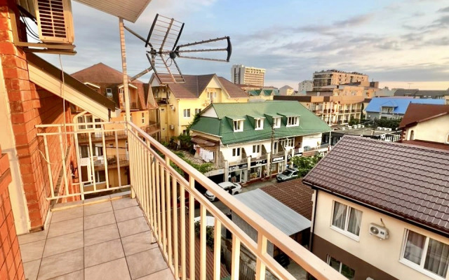 Апартаменты Адлер Чкалова д 42/1 № 10 Альфагид