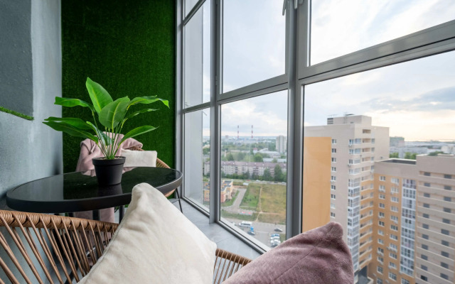 Na Ulitse Pavlyuhina 110V Flat