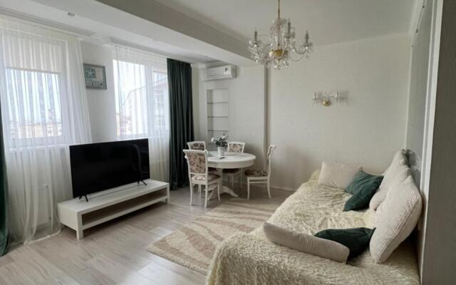 Апартаменты Острякова 244