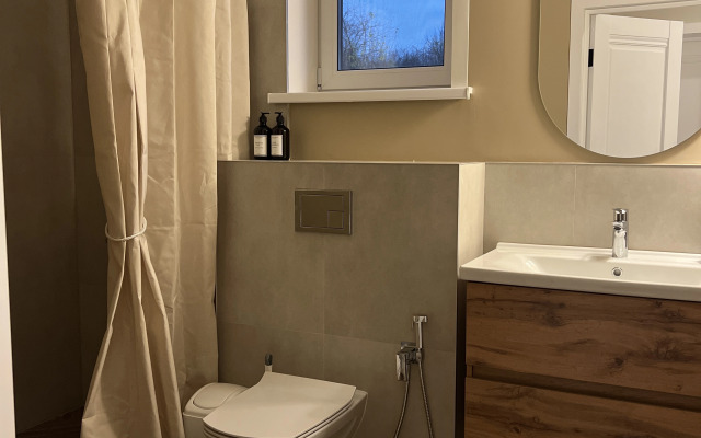 Частный дом в деревне Семибратское