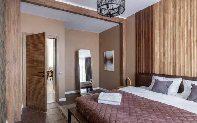 Апартаменты Люкс с Видом на Площадь Победы