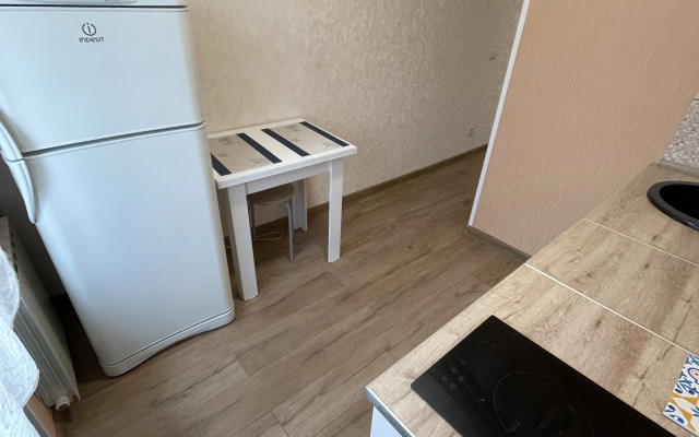 Квартира На Титова 18