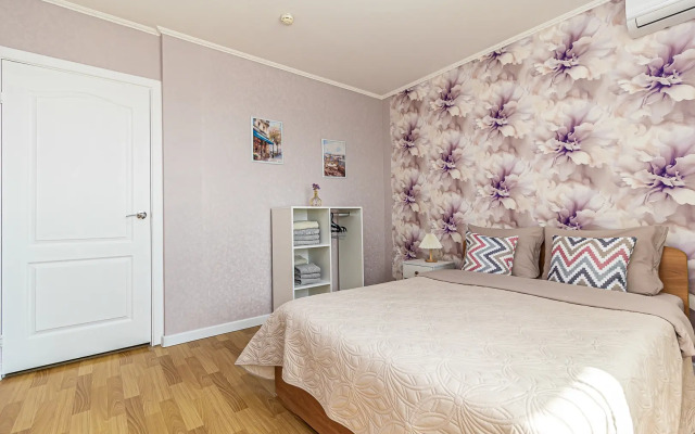 Квартира Уютная Двухкомнатная на ул. Черкасская