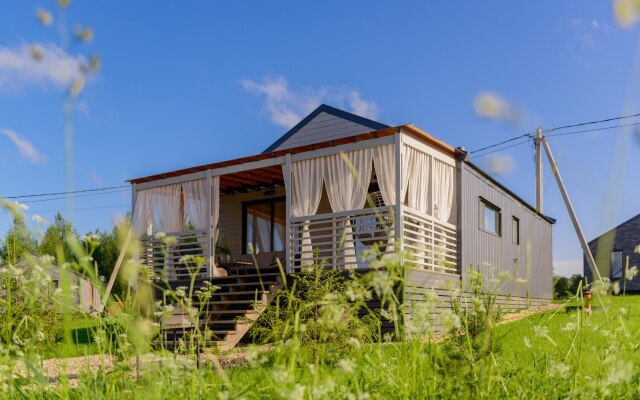 Simple Life Home 261 Private House