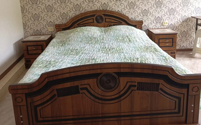 Azaliya Guest house