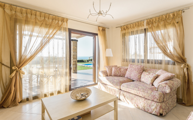 Miroir Private Pool Elani Villa