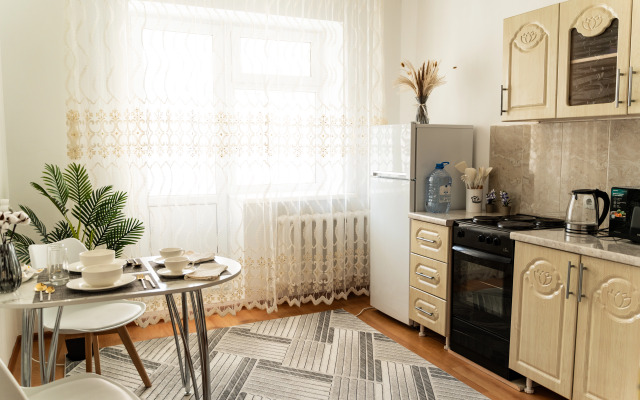 Uyutnaya Kvartira v Tsentre Goroda Flat