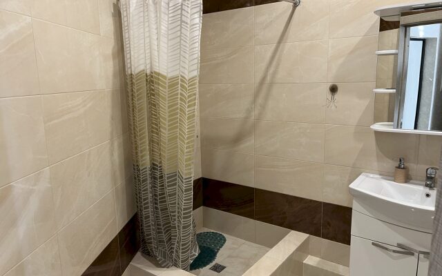 Апартаменты 325 Приморская 30А