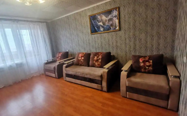 Uyutnaya Dvukhkomnatnaya Flat