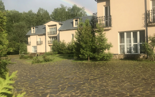 Лафер Ренессанс  & SPA