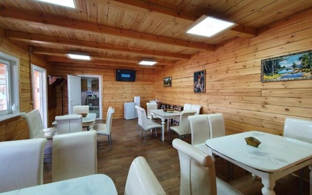Novaya Volna Guest House