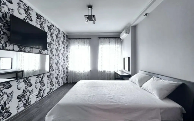 Квартира Большая 2-х комн. возле Кремля с парковкой